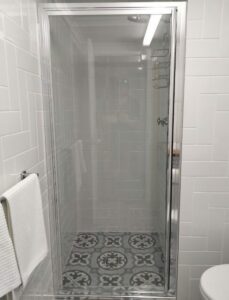 Glass shower door installation Dolphin Heads QLD