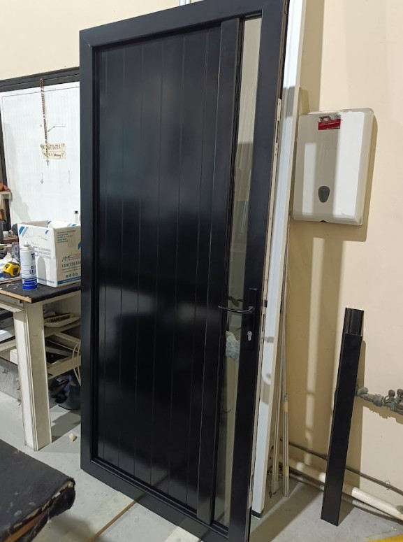 Door installation Richmond QLD
